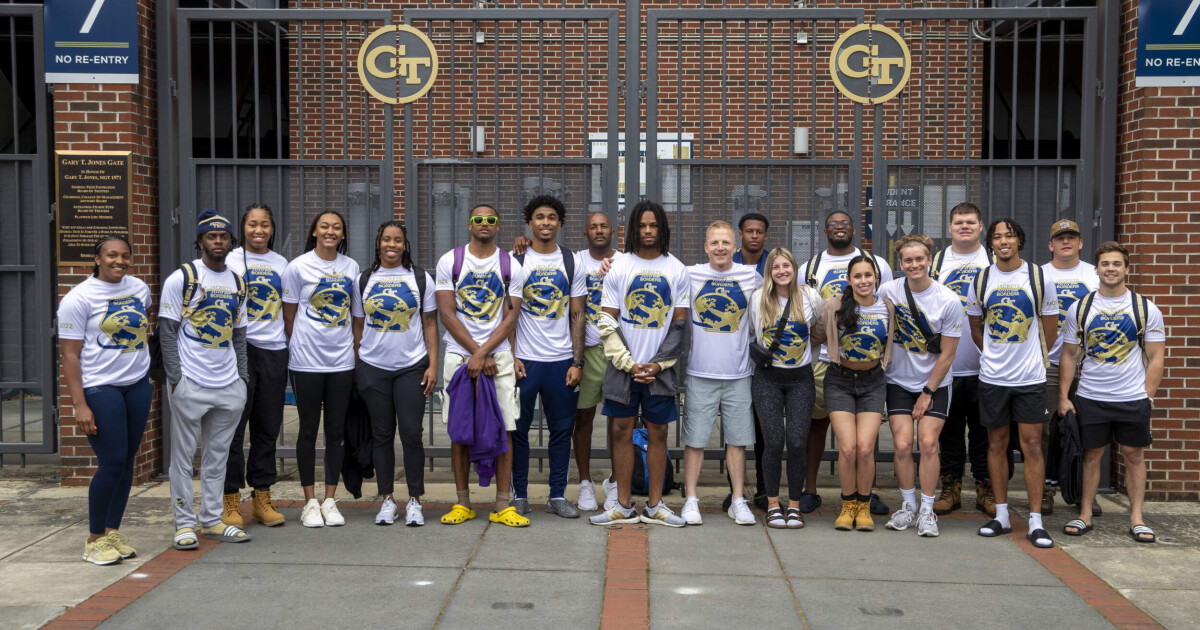 El regreso de Jackets Without Borders – Atletismo — Georgia Tech Yellow Jackets