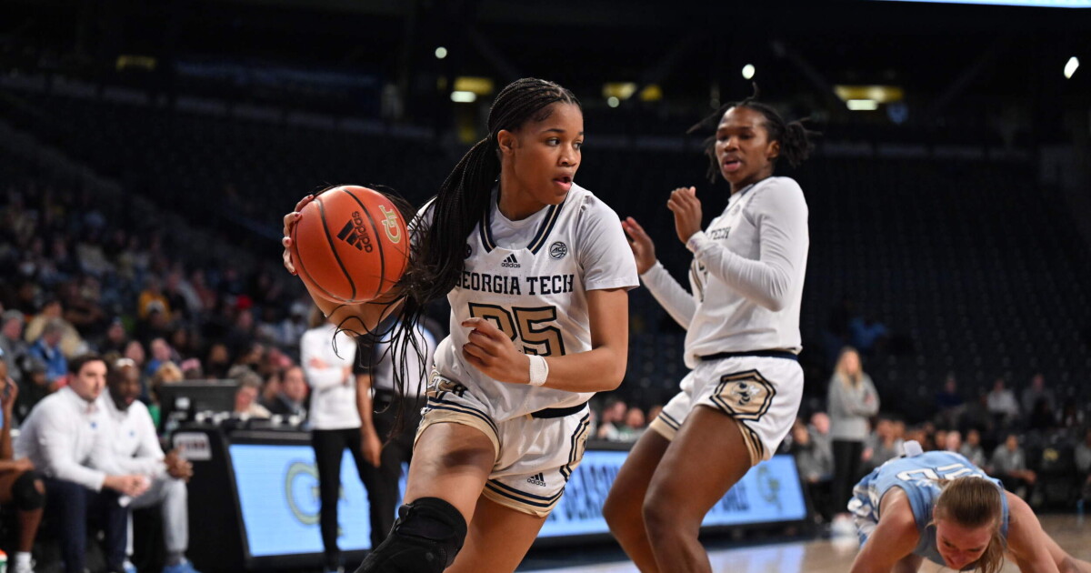 North Carolina vs Tech Deja Kelly's 27 points lead to a 7368