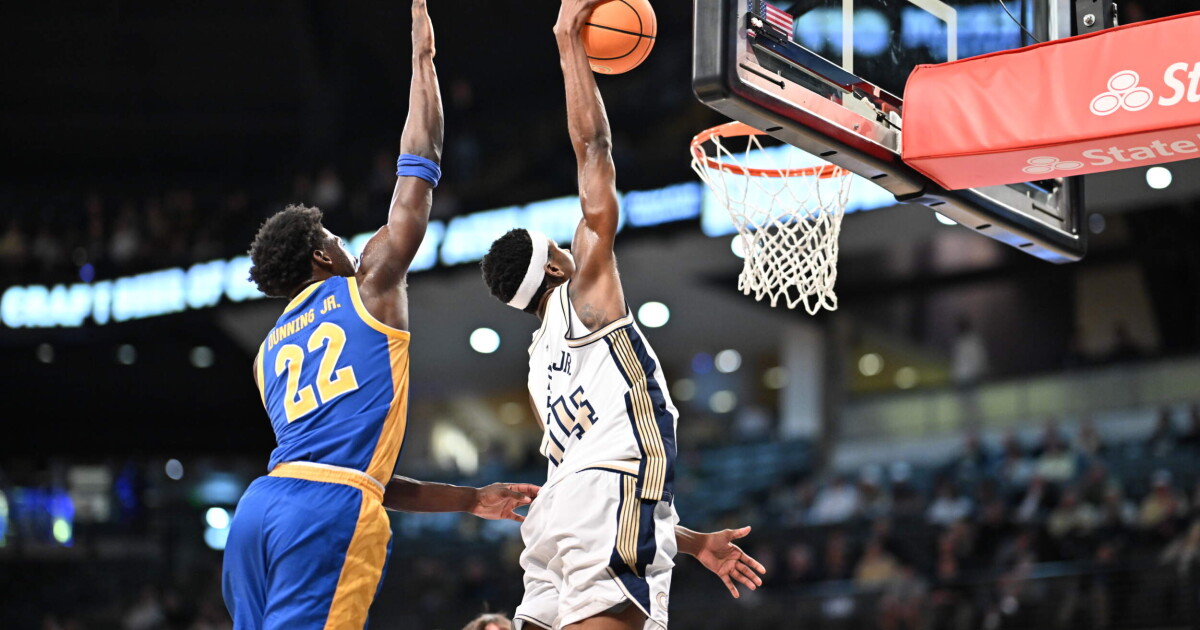 PHOTOS: Men’s Basketball vs. Pittsburgh