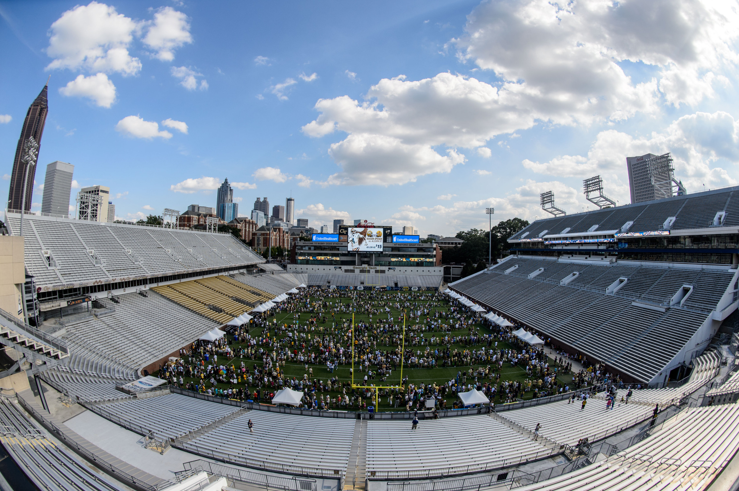 An estimated crowd of about 5,000 attended the Yellow Jackets' Fan Day event