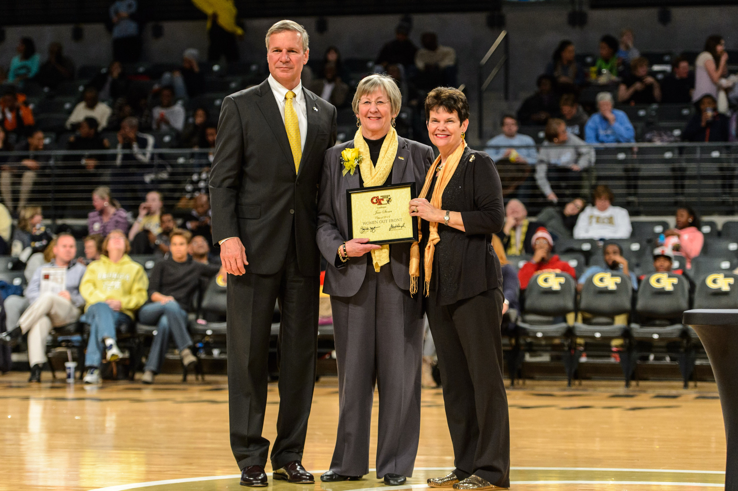President Bud Peterson and his wife, Val, present the Class of 2014 for Women Out Front