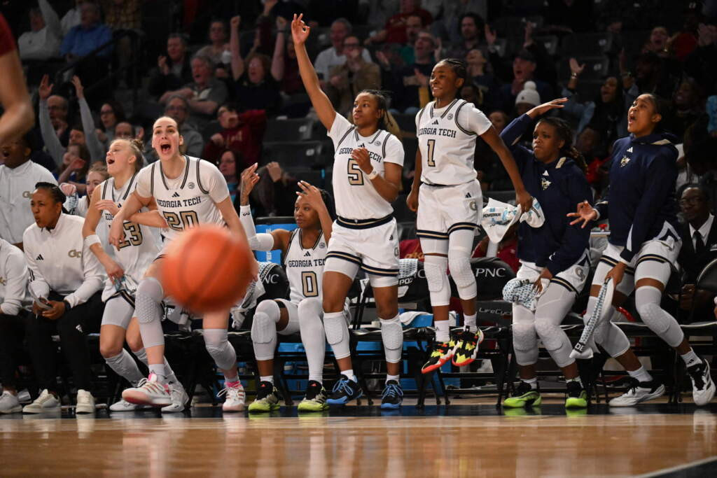 Women's Basketball- Team