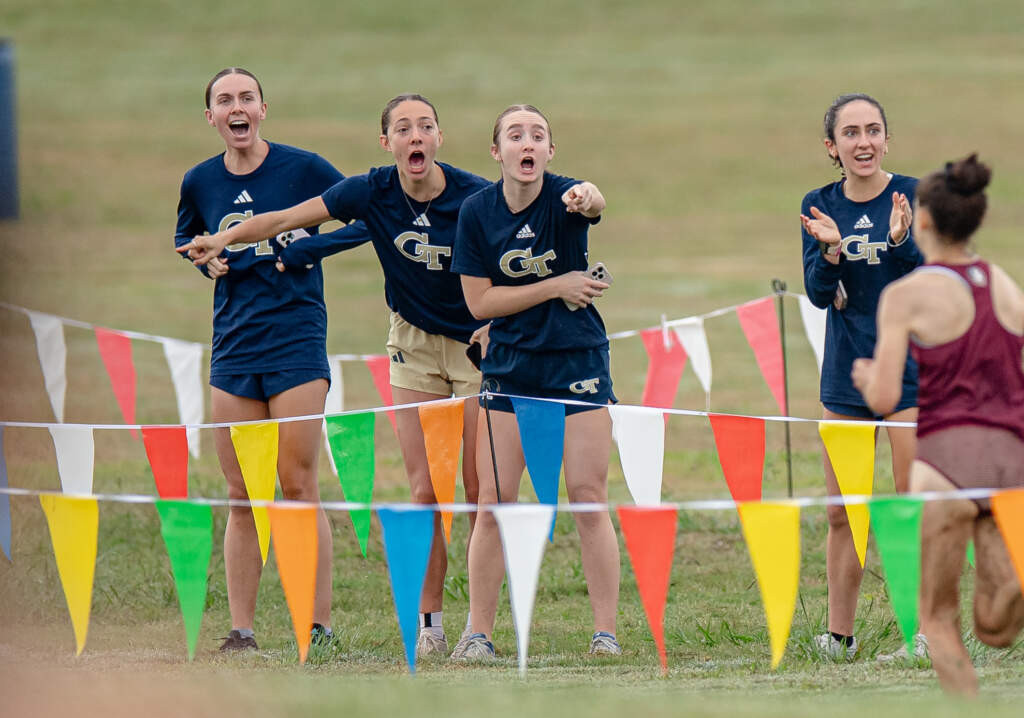 PHOTOS GT XC Invitational Men's Cross Country — Tech Yellow