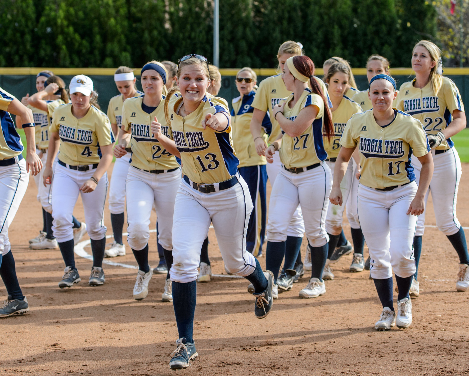 8299548.jpeg Jessica Kowalewicz (13) and the GT Softball team run off the field