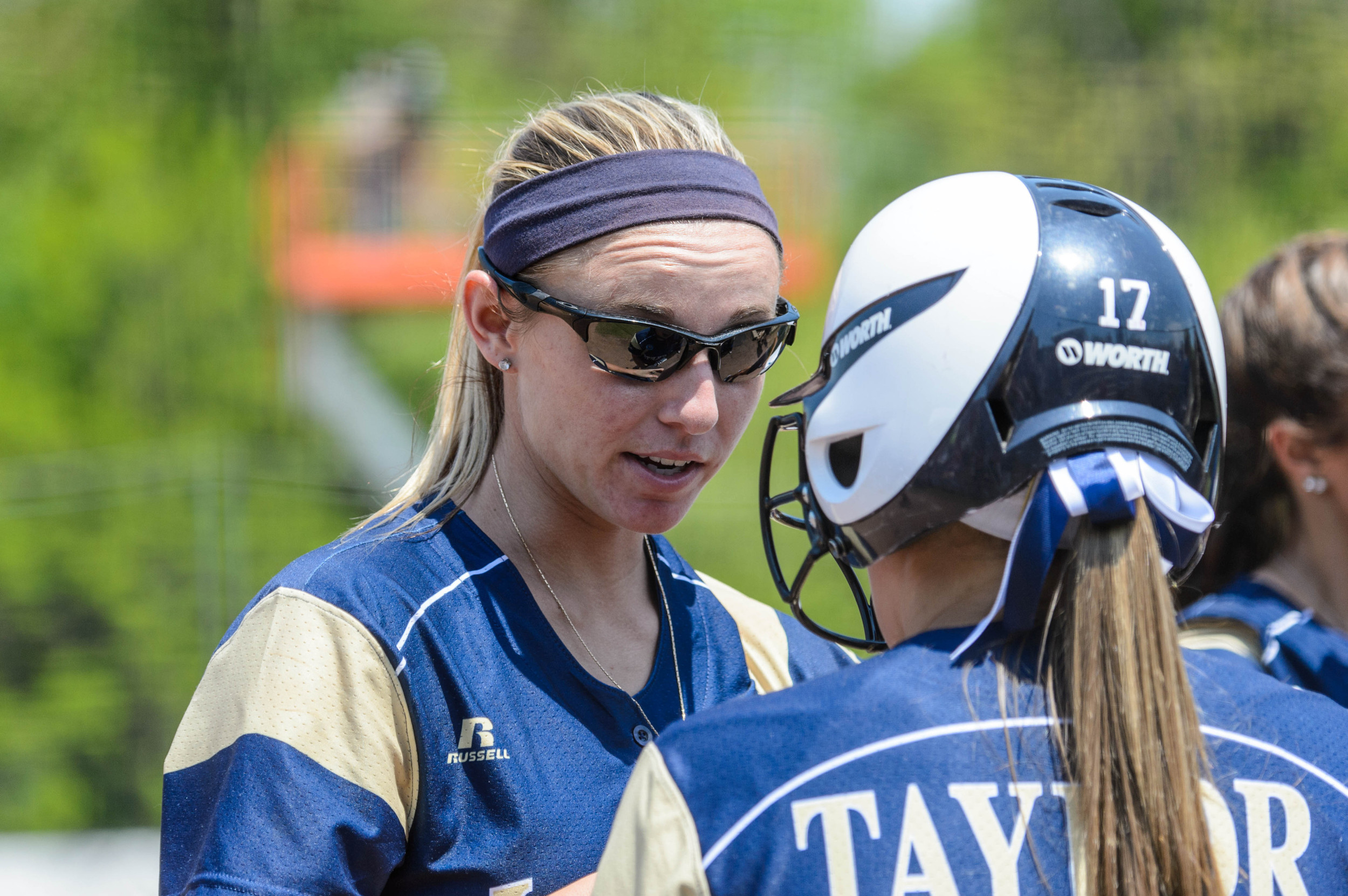 Katie Johnsky (3), Morgan Taylor (17)
