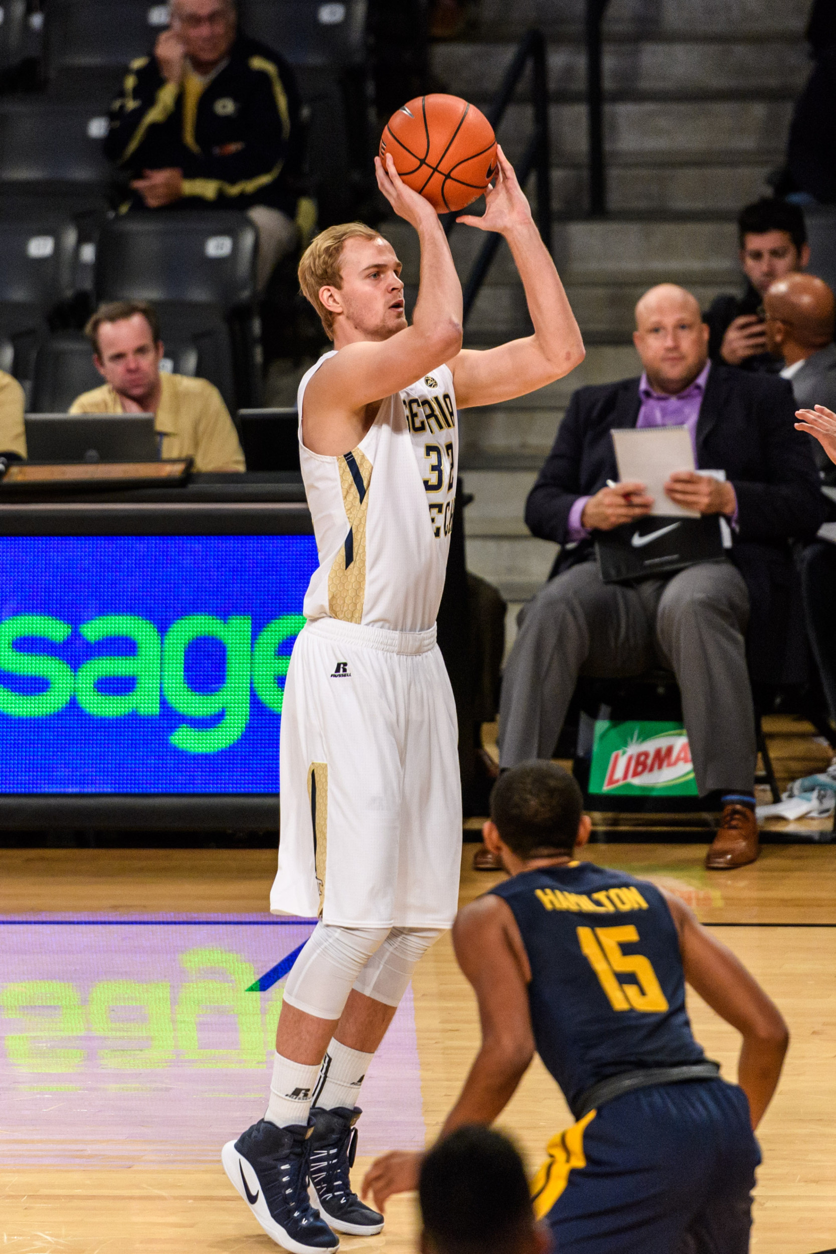 Kellen McCormick (32)