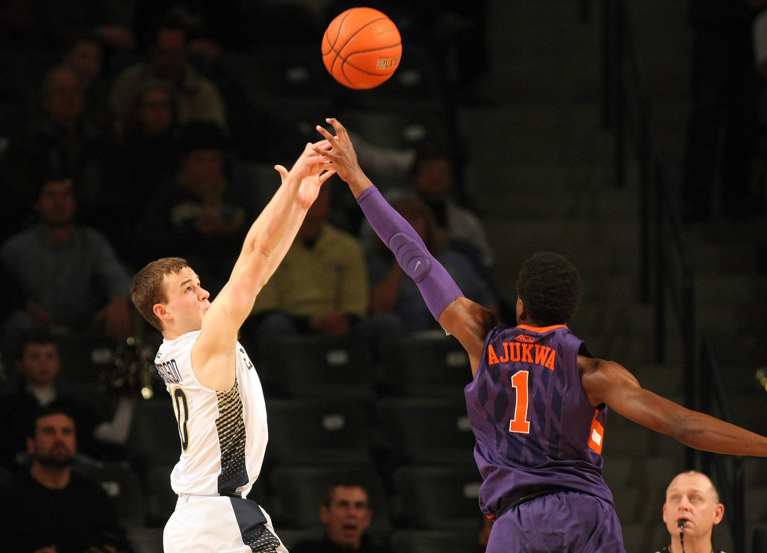 Georgia Tech Yellow Jackets guard Travis Jorgenson (10) shoots over Clemson Tigers guard Austin Ajukwa (1) in the first half at McCamish Pavilion. Mandatory Credit: Brett Davis-USA TODAY Sports