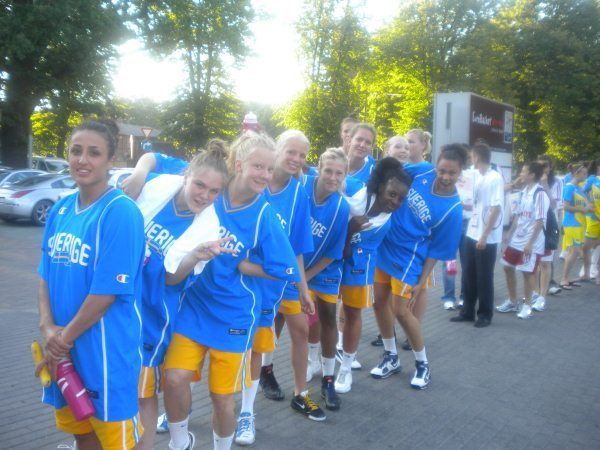 Danielle Hamilton-Carter and Frida Fogdemark at 2010 European Championships