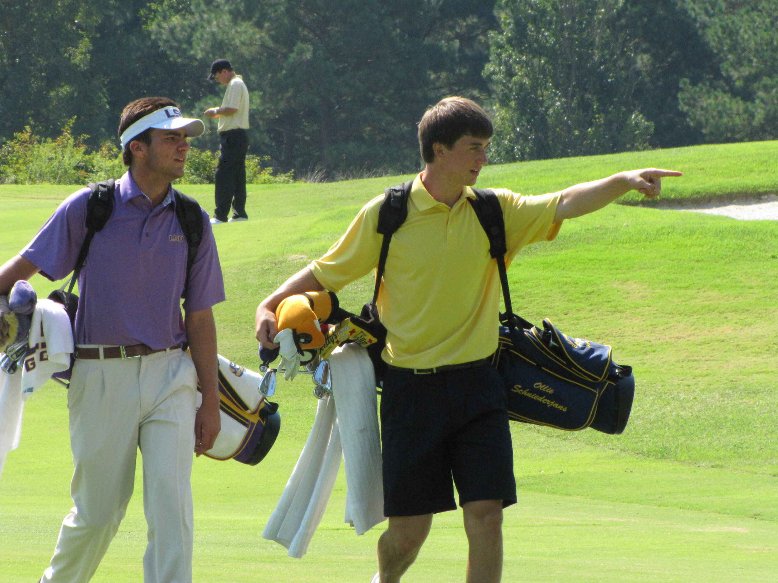 Ollie Schniederjans during the final round of the Carpet Capital Collegiate - September 11, 2011.