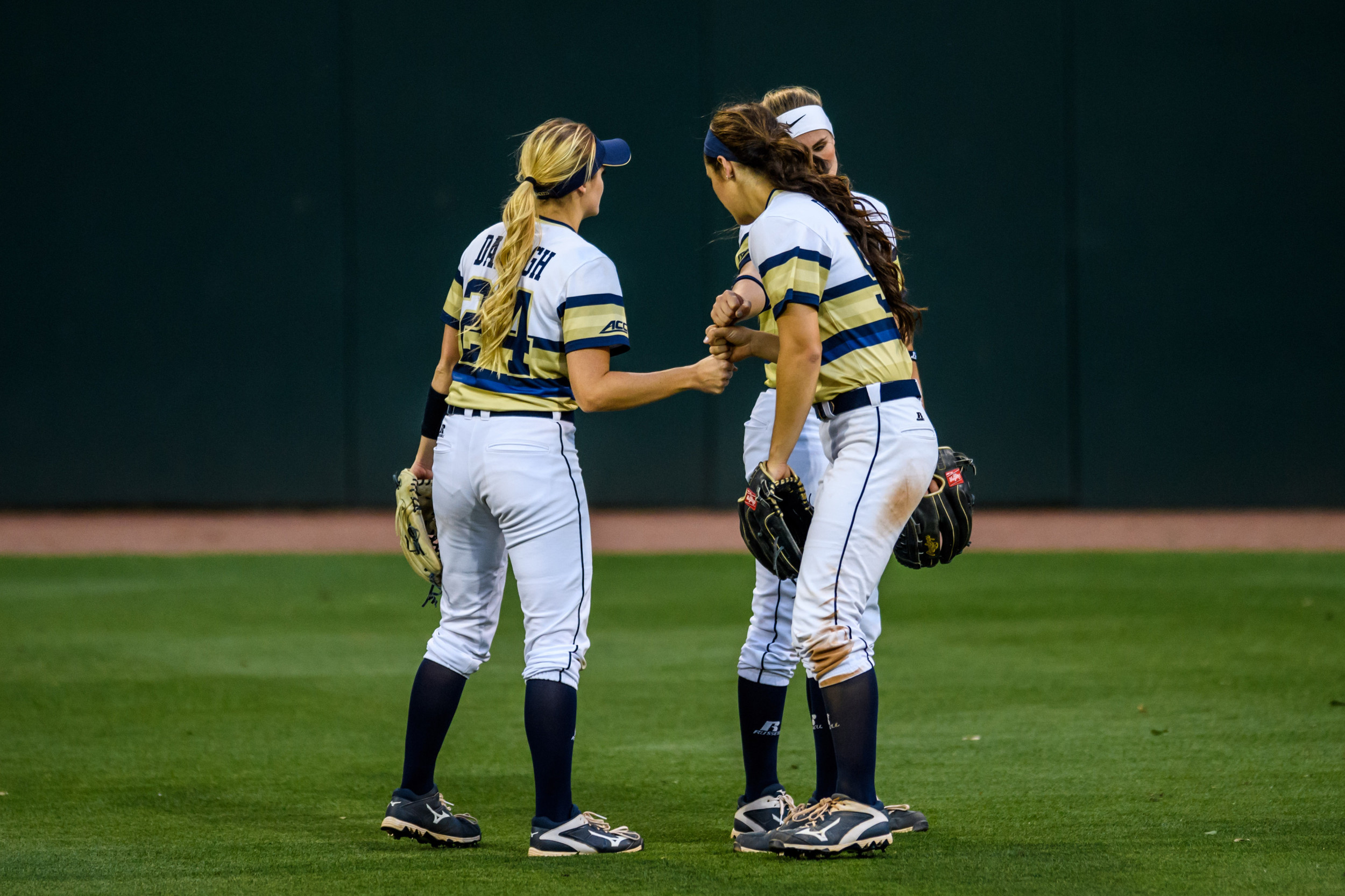 Colleen Darragh (24), Samantha Pierannunzi (52), Draven Sonnon (99)