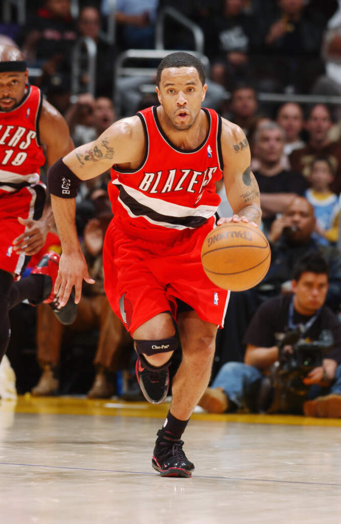 Damon stoudamire shoes outlet