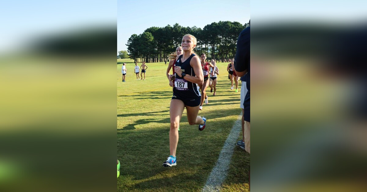 Jackets Place First at Alexander/Asics Invite Tech Yellow Jackets