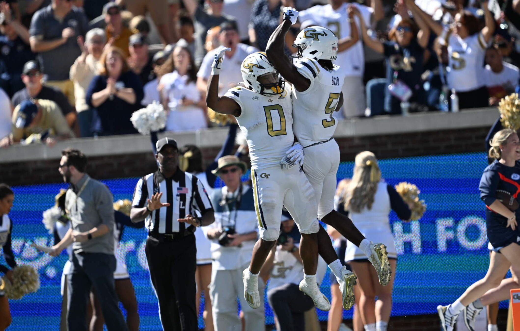 Jackets Ready for Primetime Matchup with Tar Heels – Football — Georgia ...