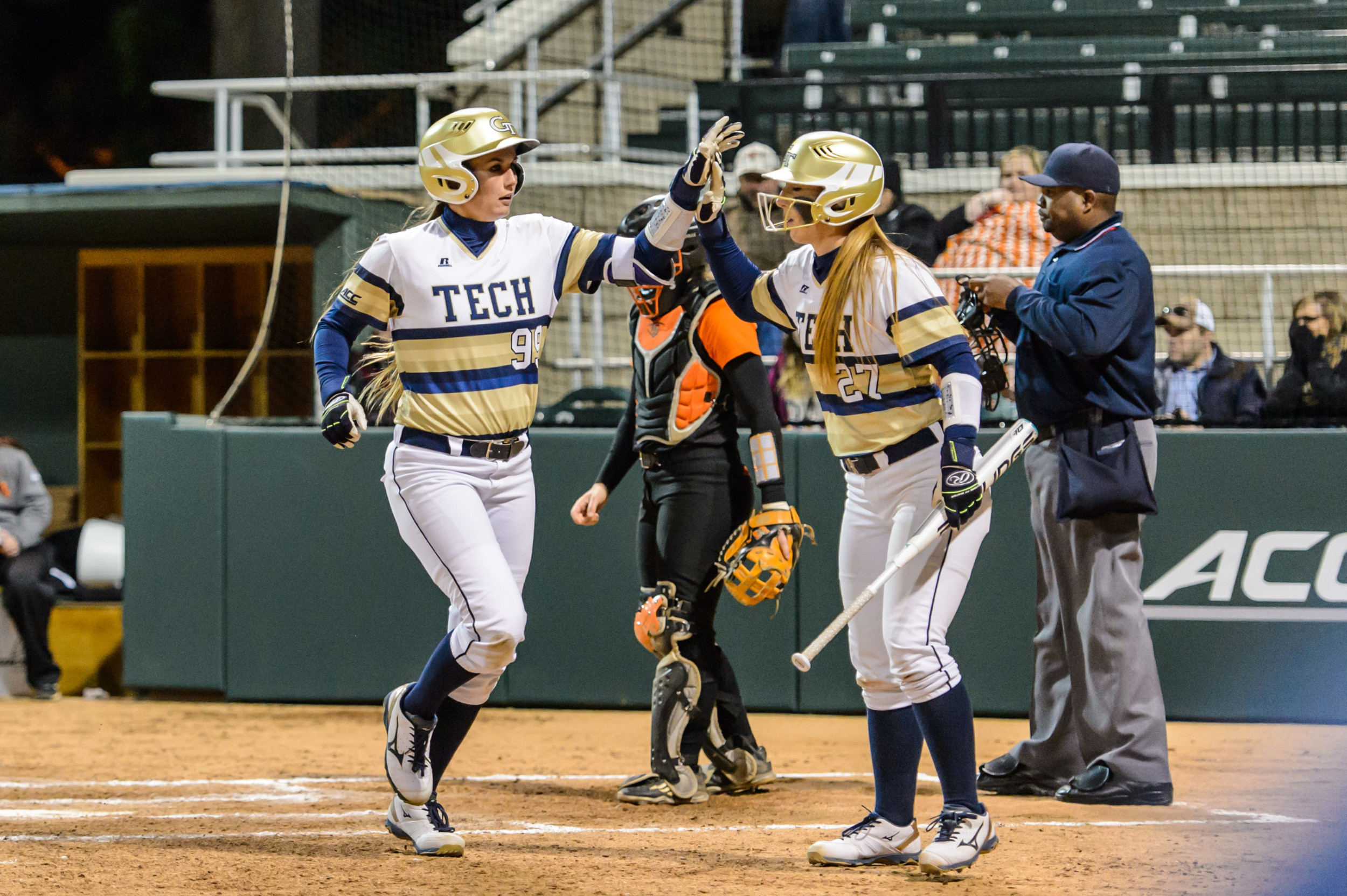 Draven Sonnon (99), Courtney Ziese (27)