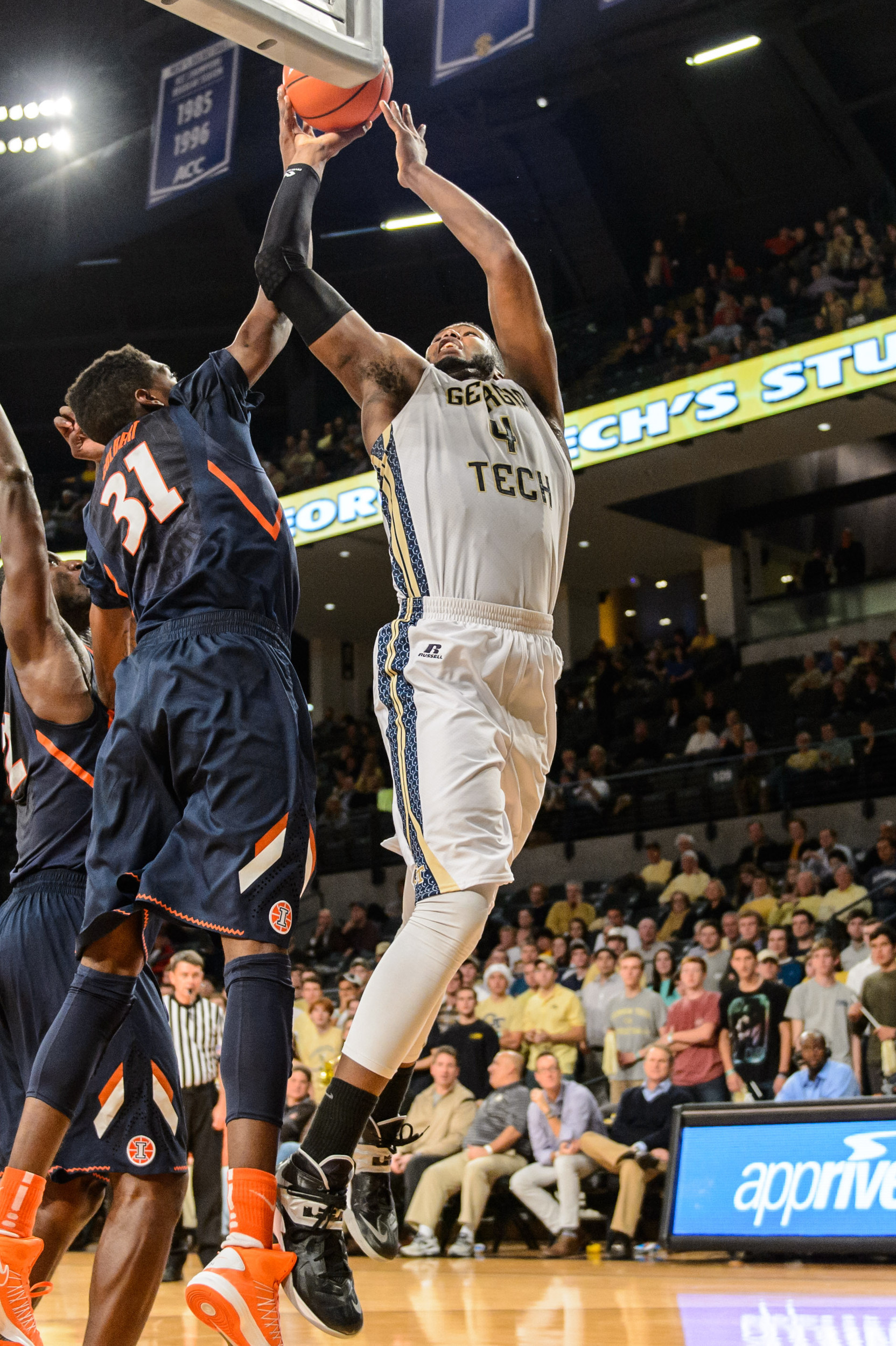 Robert Carter Jr. (4)