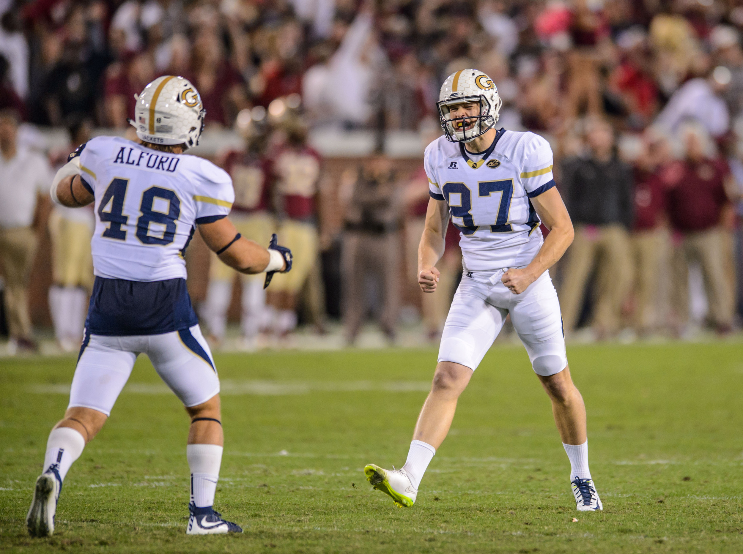 Chase Alford (48), Harrison Butker (87)