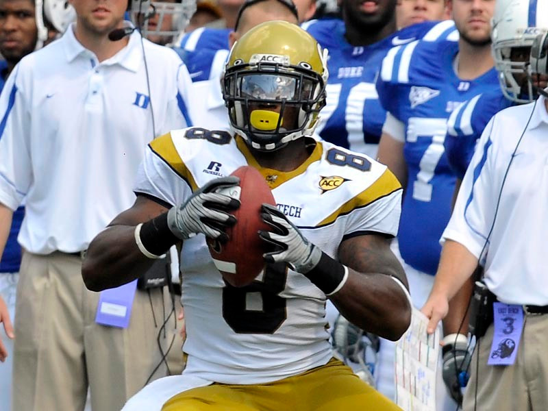 Demaryius Thomas (8) secures the ball after making a reception against Duke.