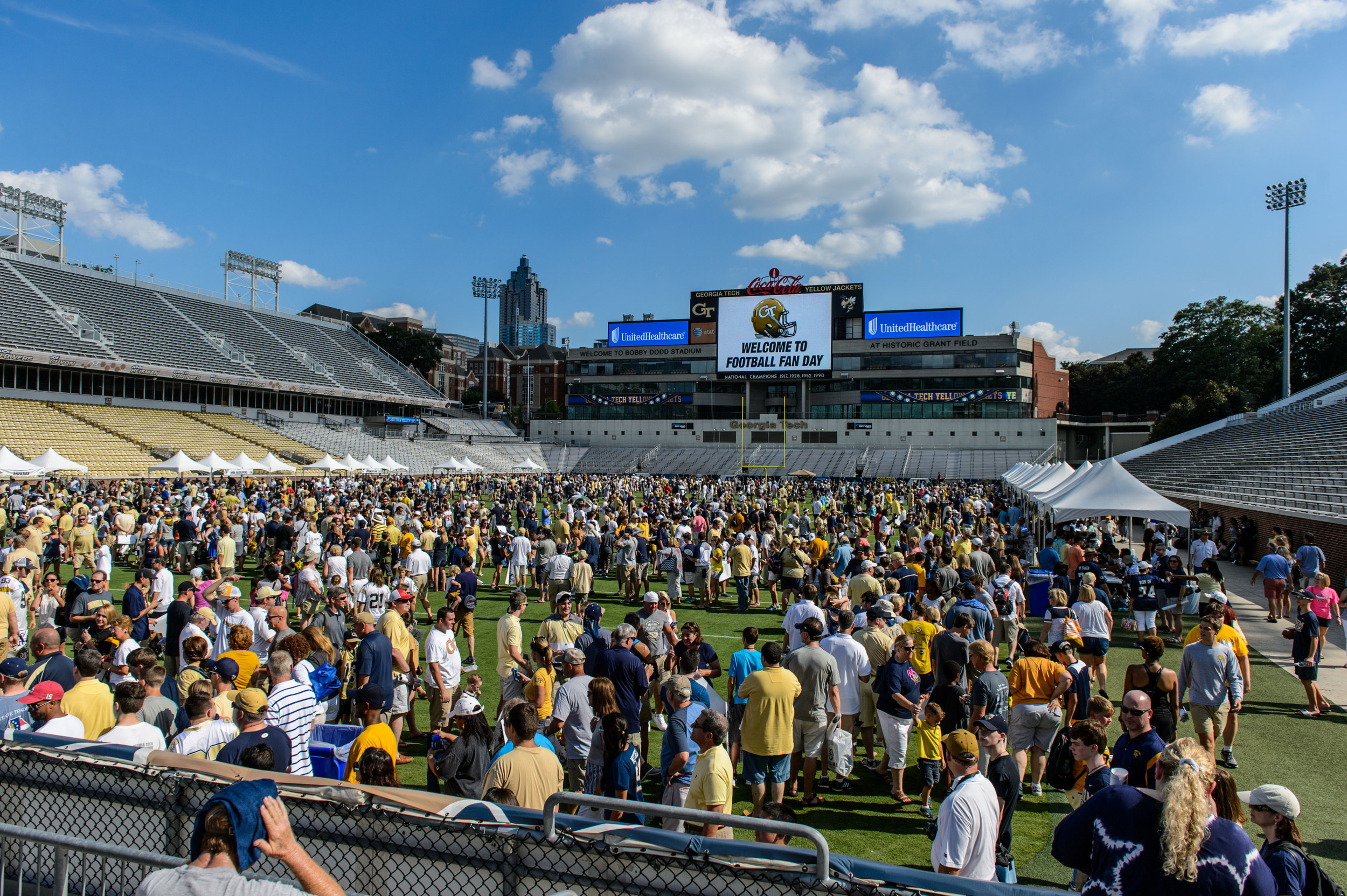 An estimated crowd of about 5,000 attended the Yellow Jackets' Fan Day event
