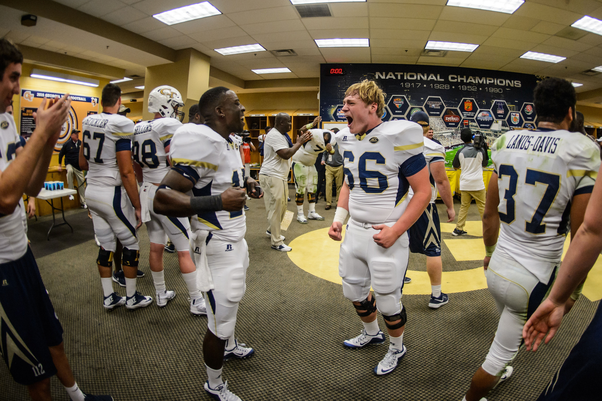 Cheyenne Hunt (66), Denis Onwualu (15)