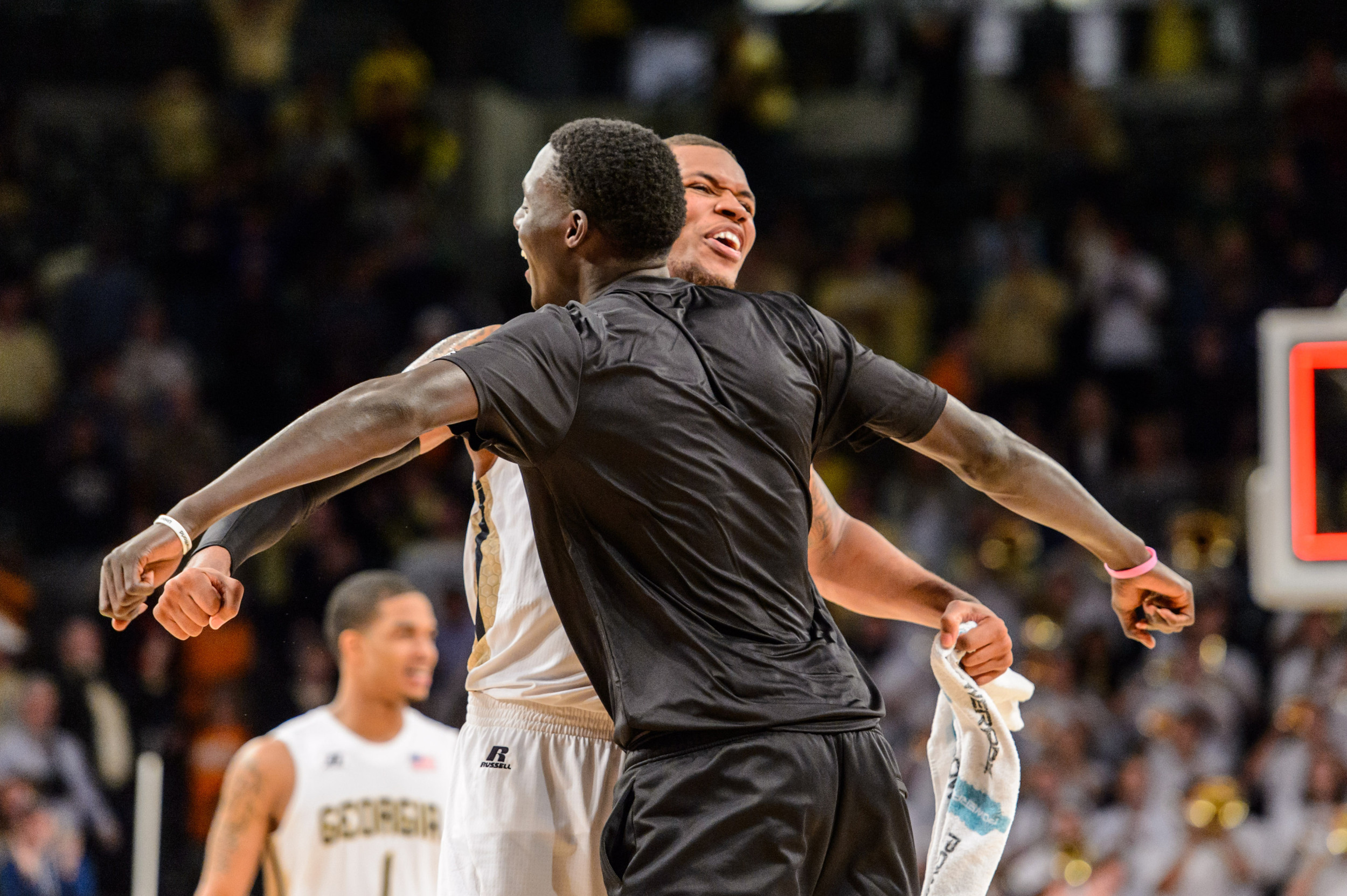 Abdoulaye Gueye (34), Nick Jacobs (32)