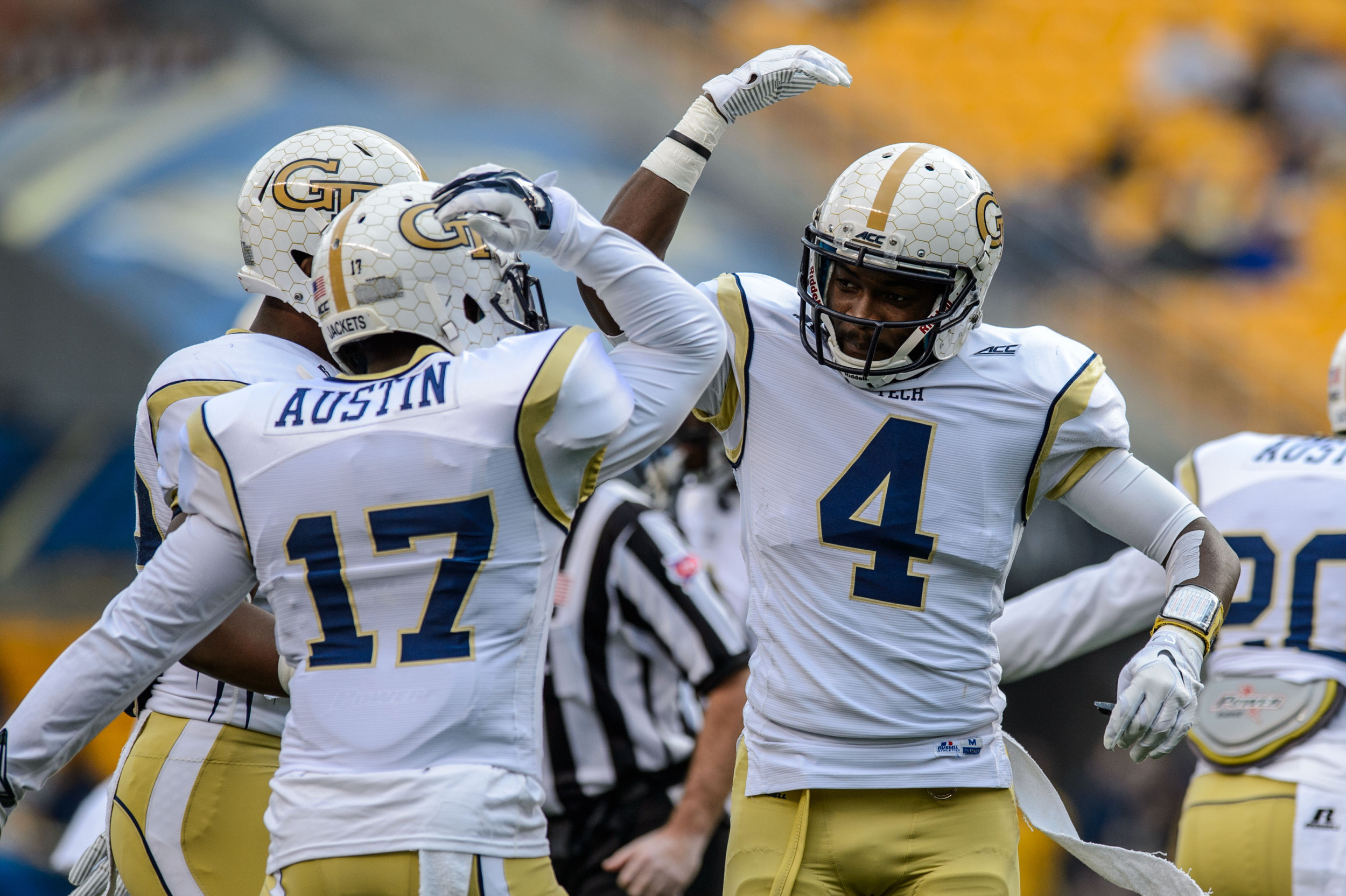 Lance Austin (17), Jamal Golden (4)