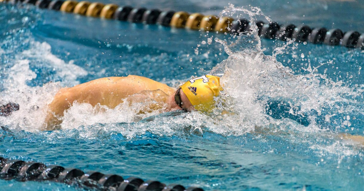 Hering, Slanschek to Compete at USA Winter Nationals Swimming