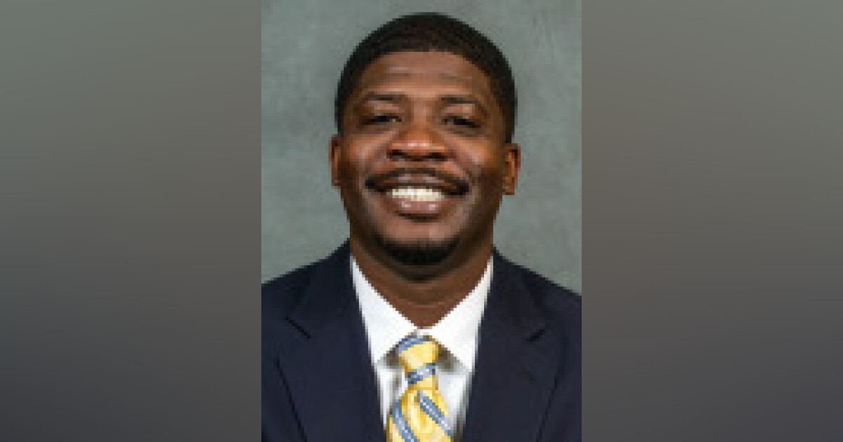 Joe Hamilton Football Tech Yellow Jackets