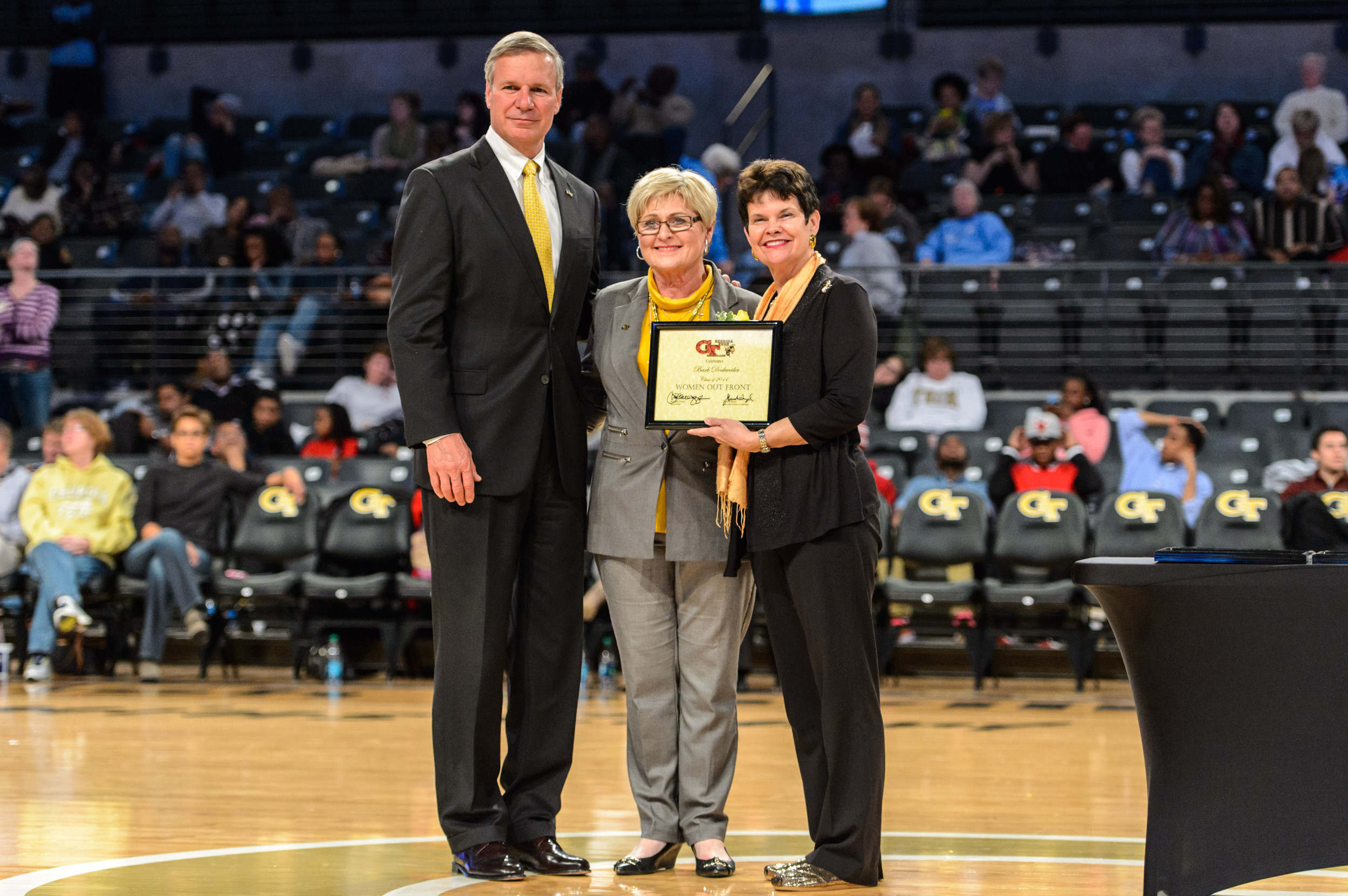 President Bud Peterson and his wife, Val, present the Class of 2014 for Women Out Front