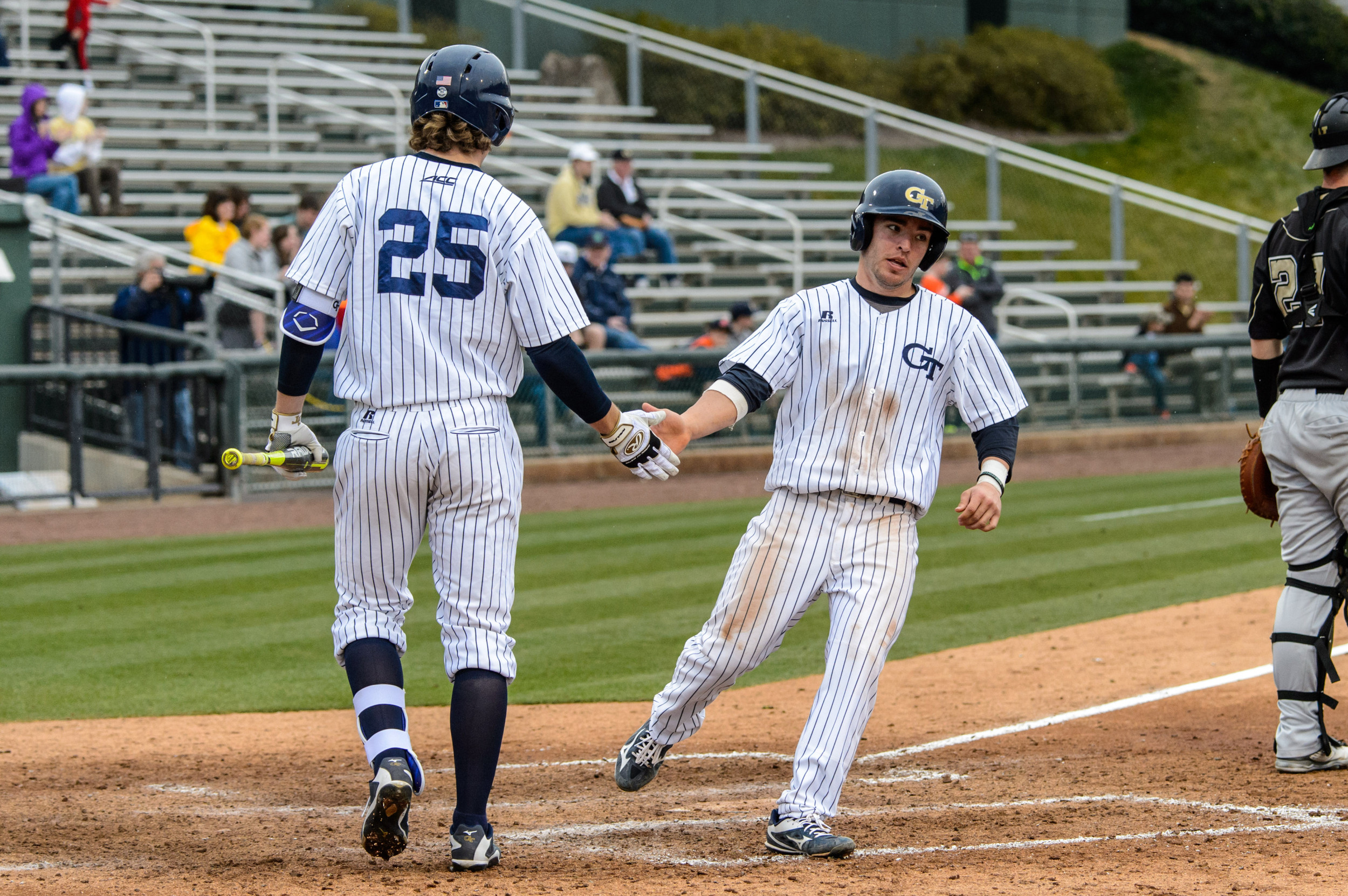 Wade Bailey (3), Kel Johnson (25)