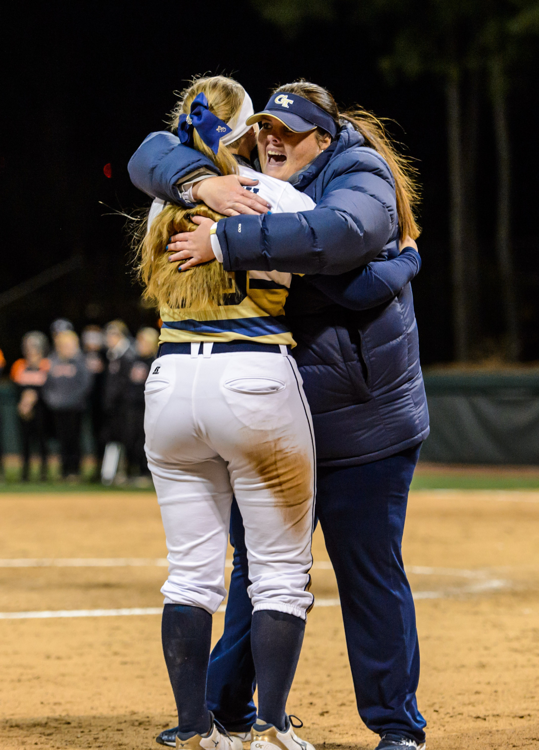 Jenna Goodrich (98), Assistant Coach Erin Wright