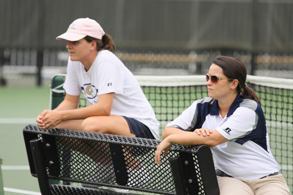 Assistant Coach Anca Dumitrescu with team trainer