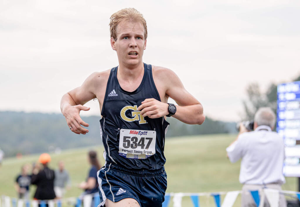 PHOTOS GT XC Invitational Men's Cross Country — Tech Yellow