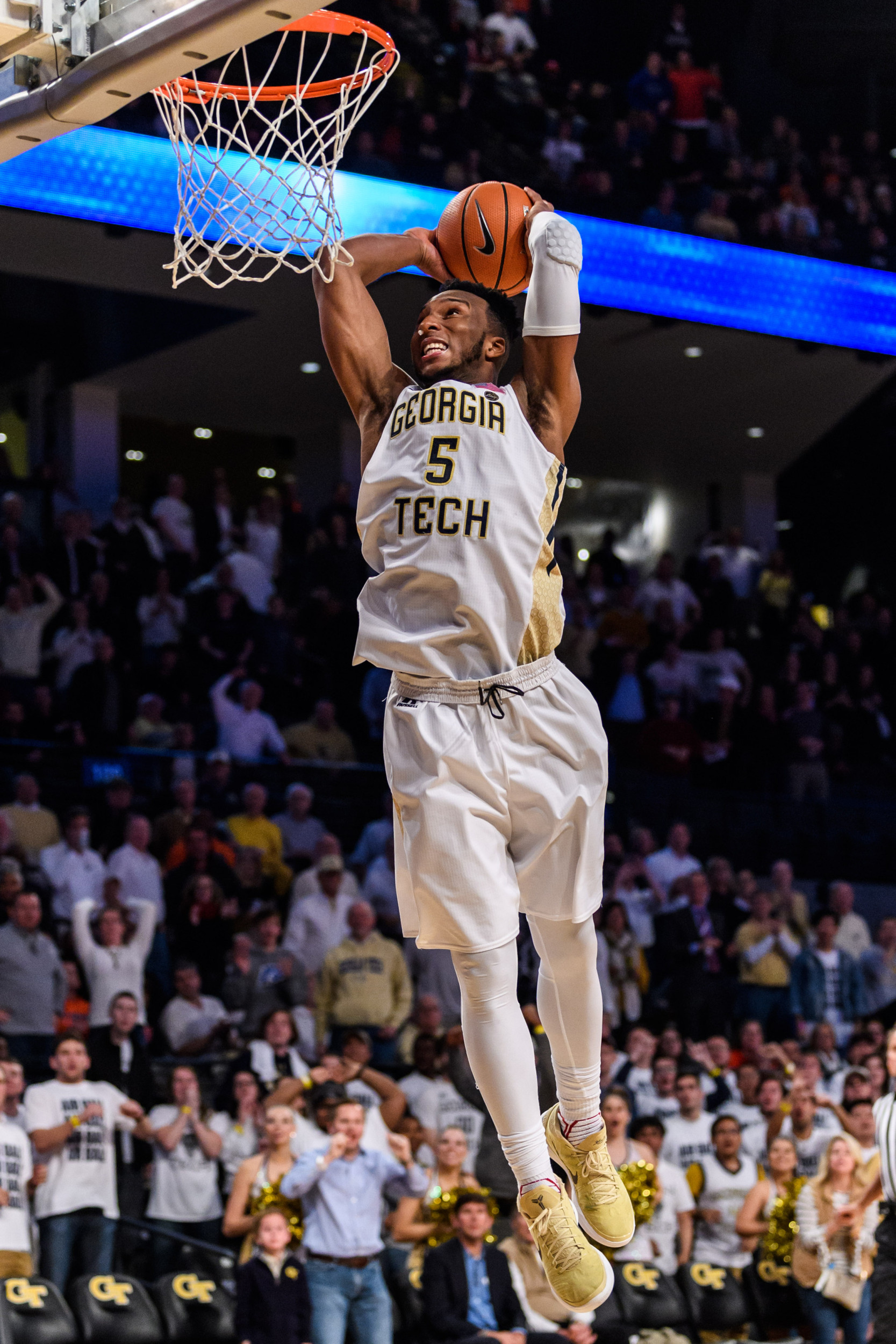 Josh Okogie (5)