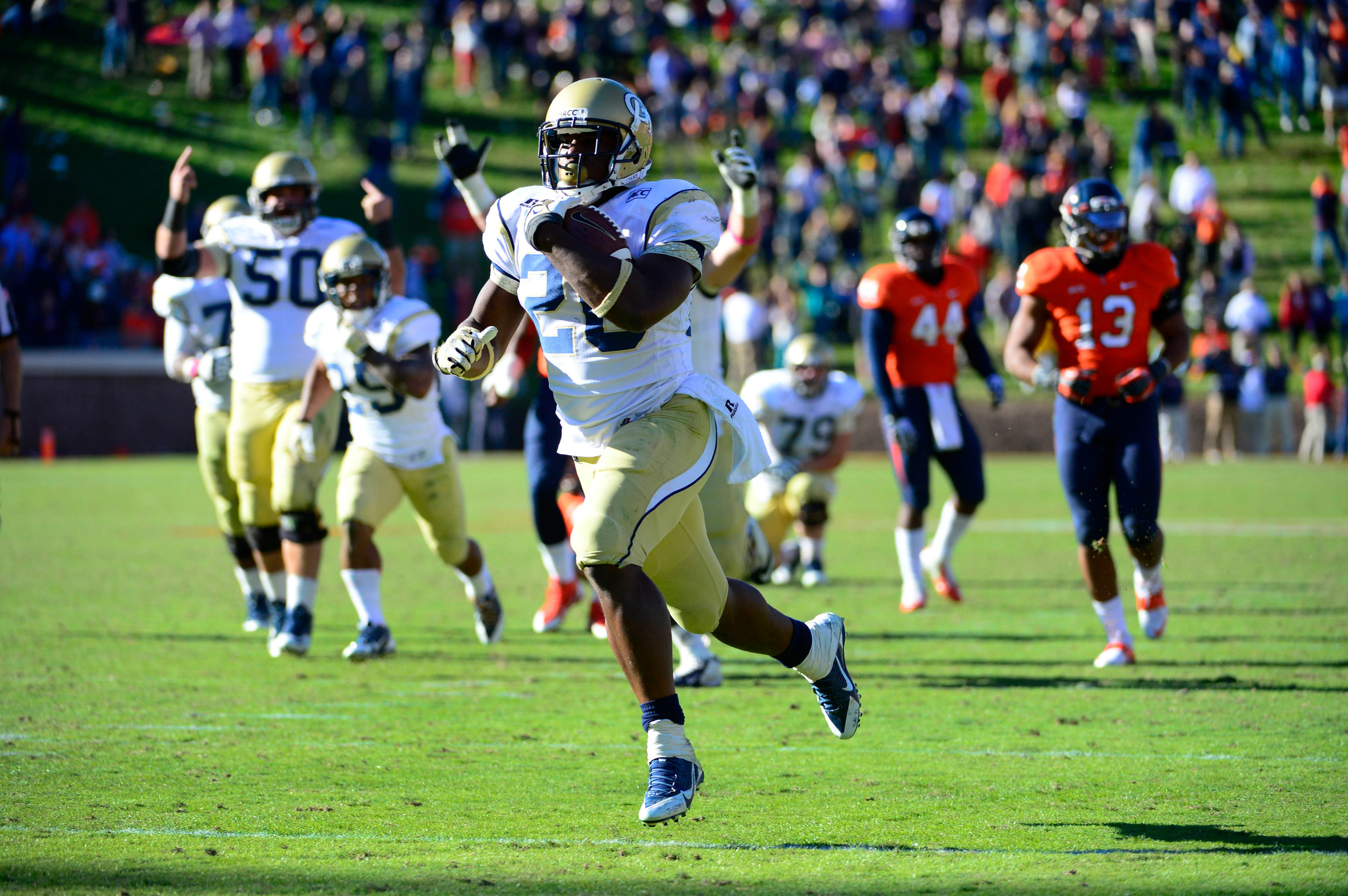 David Sims (20) scores a touchdown near the end of the fourth quarter to seal the victory. Mandatory Credit: Bob Donnan-USA TODAY Sports
