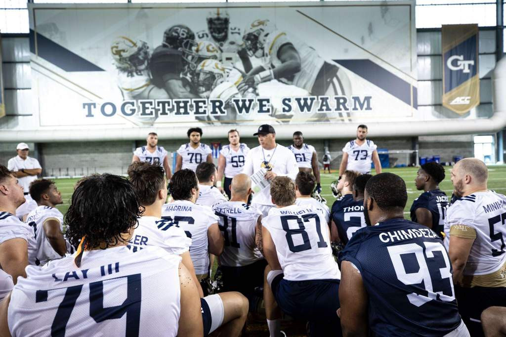 CollinsHuddle-FallCamp19
