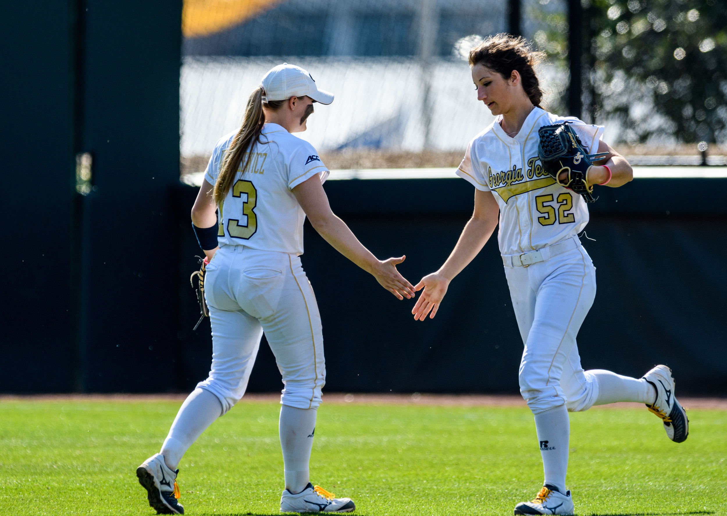 Jessica Kowalewicz (13), Samantha Pierannunzi (52)