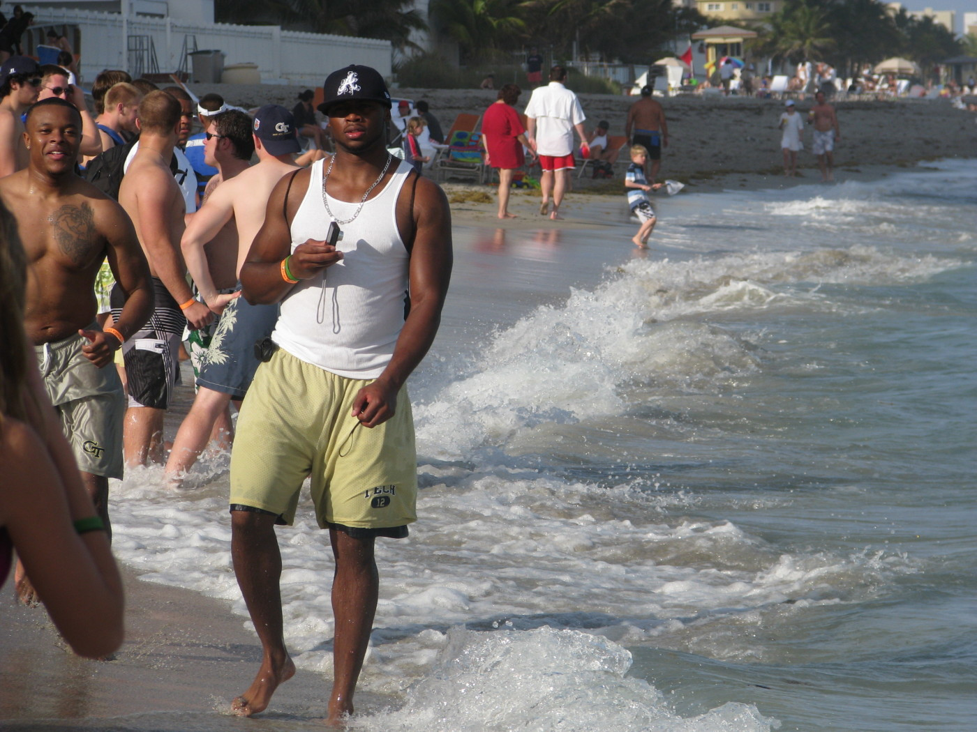 Orange Bowl Day 2: Beach Outing