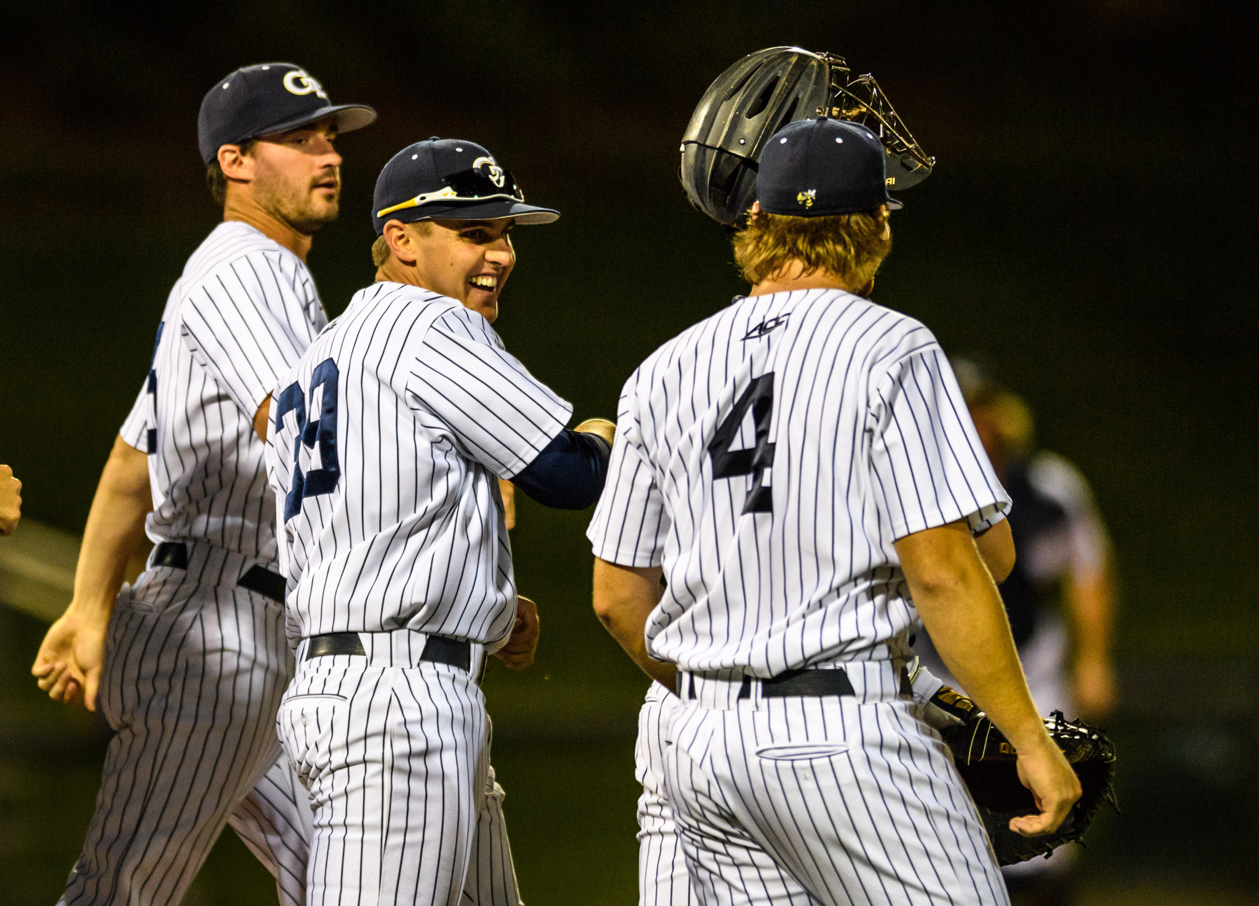 Jonathan King (39), Zac Ryan (4)