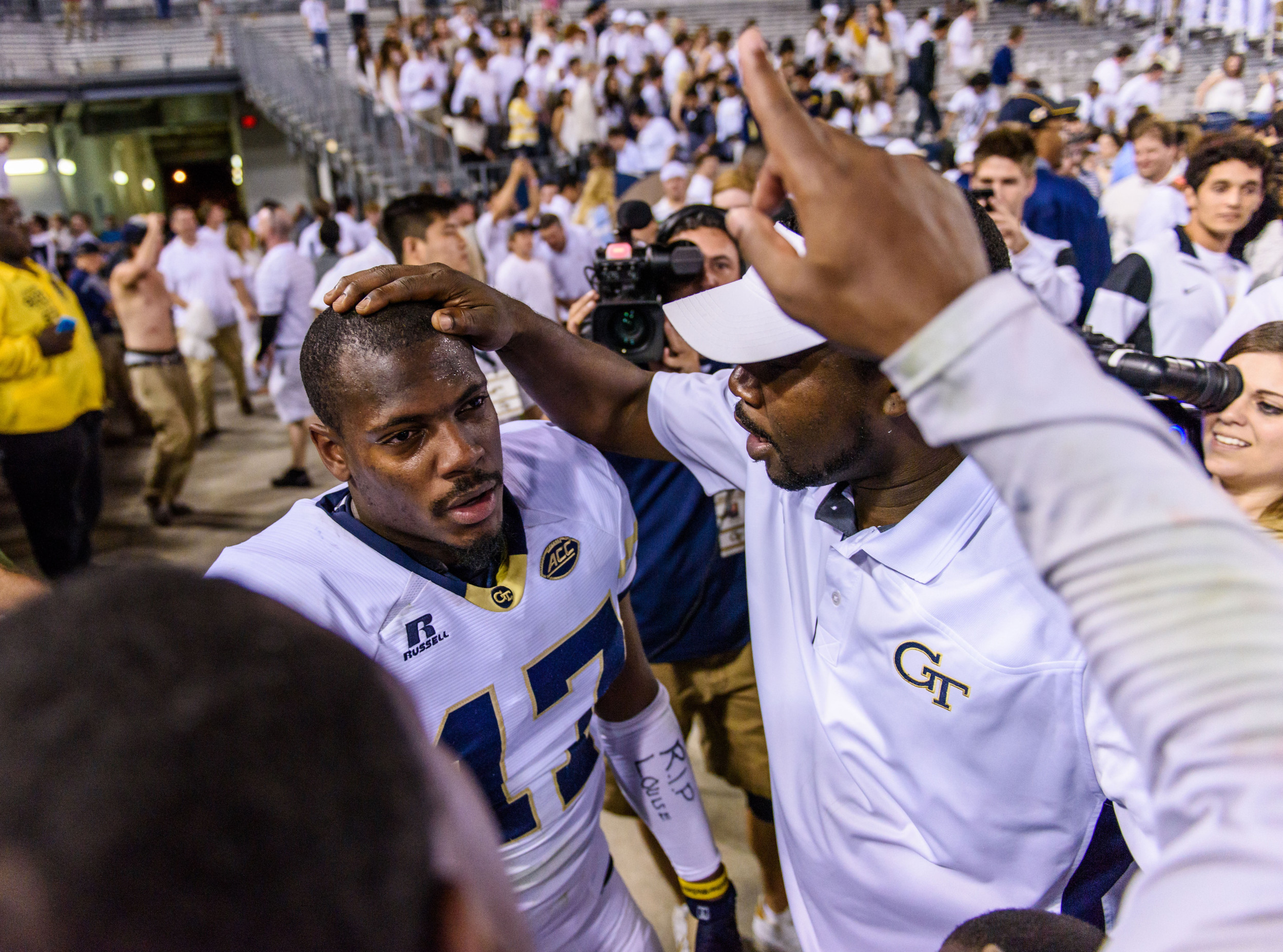 Lance Austin (17) and Joe Hamilton