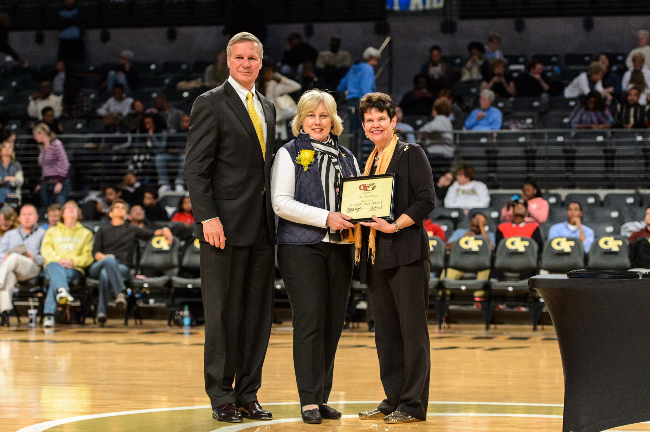 President Bud Peterson and his wife, Val, present the Class of 2014 for Women Out Front