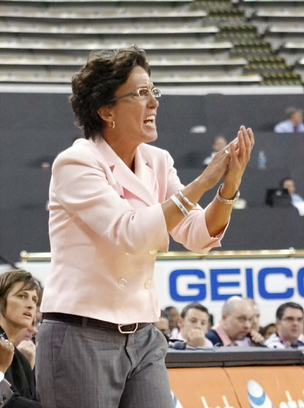 Head Coach MaChelle Joseph