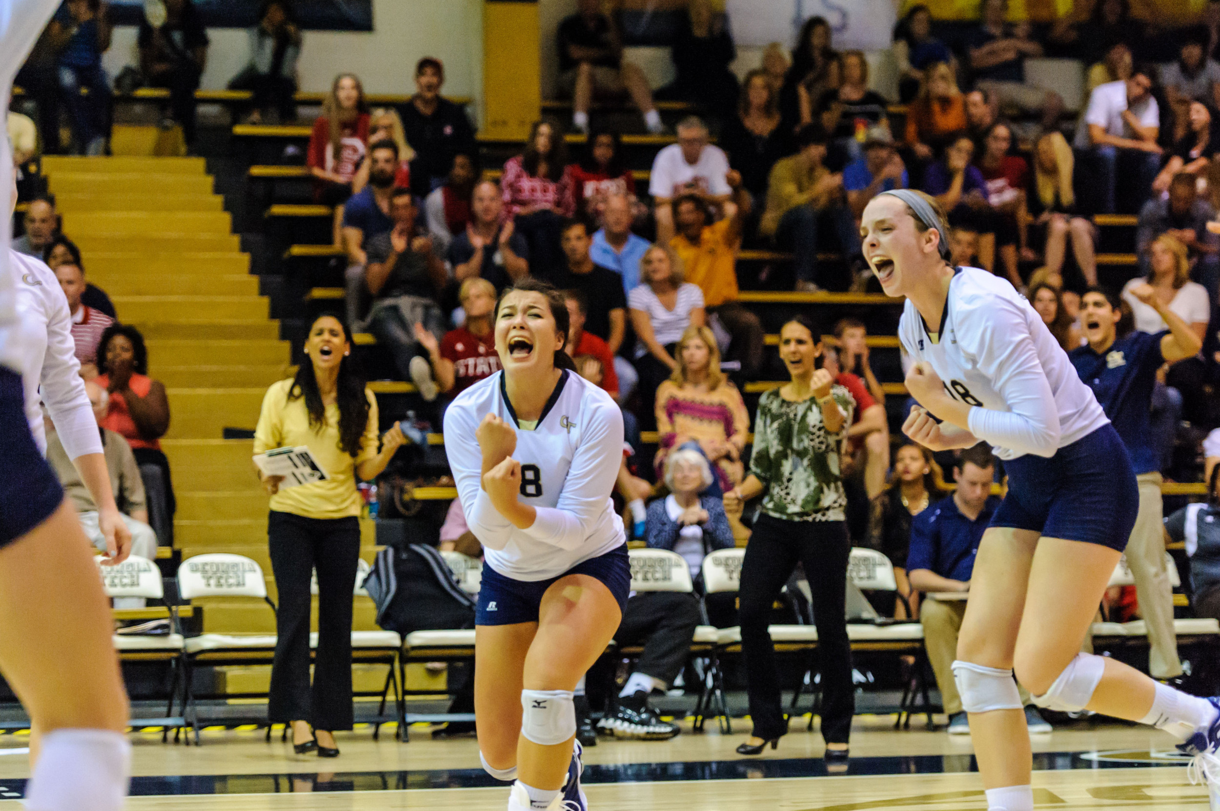 Rebecca Martin (8), Lauren Pitz (18)