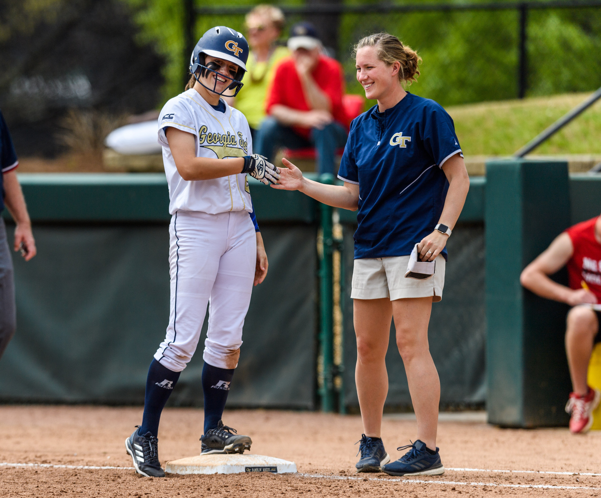 Volunteer Assistant Coach Kate Kantor, Breanna Roper (21)