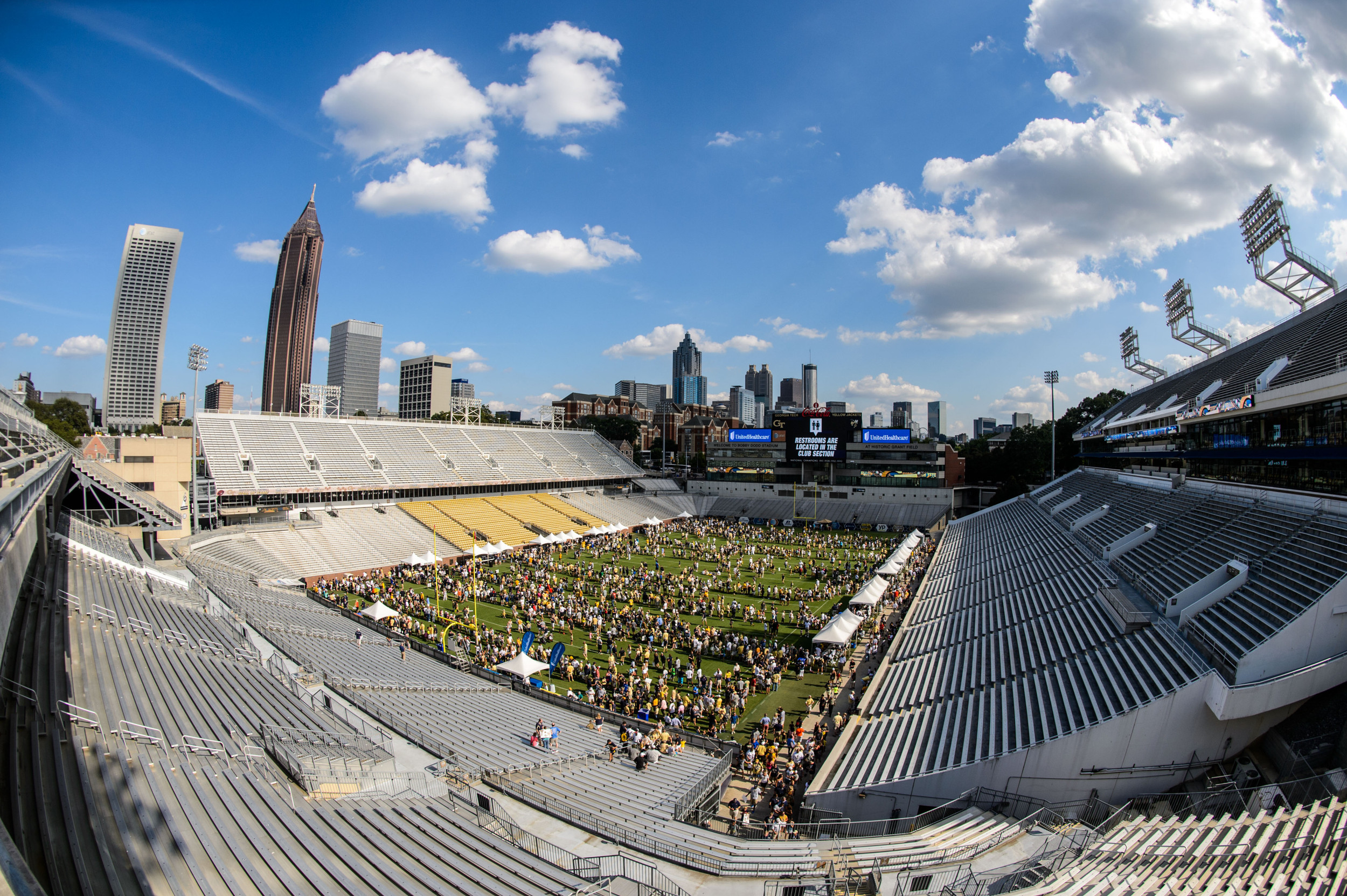 An estimated crowd of about 5,000 attended the Yellow Jackets' Fan Day event