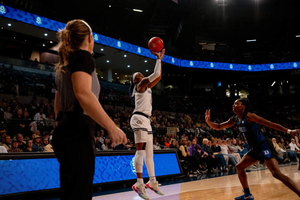 Women's Basketball- Zoe Smith