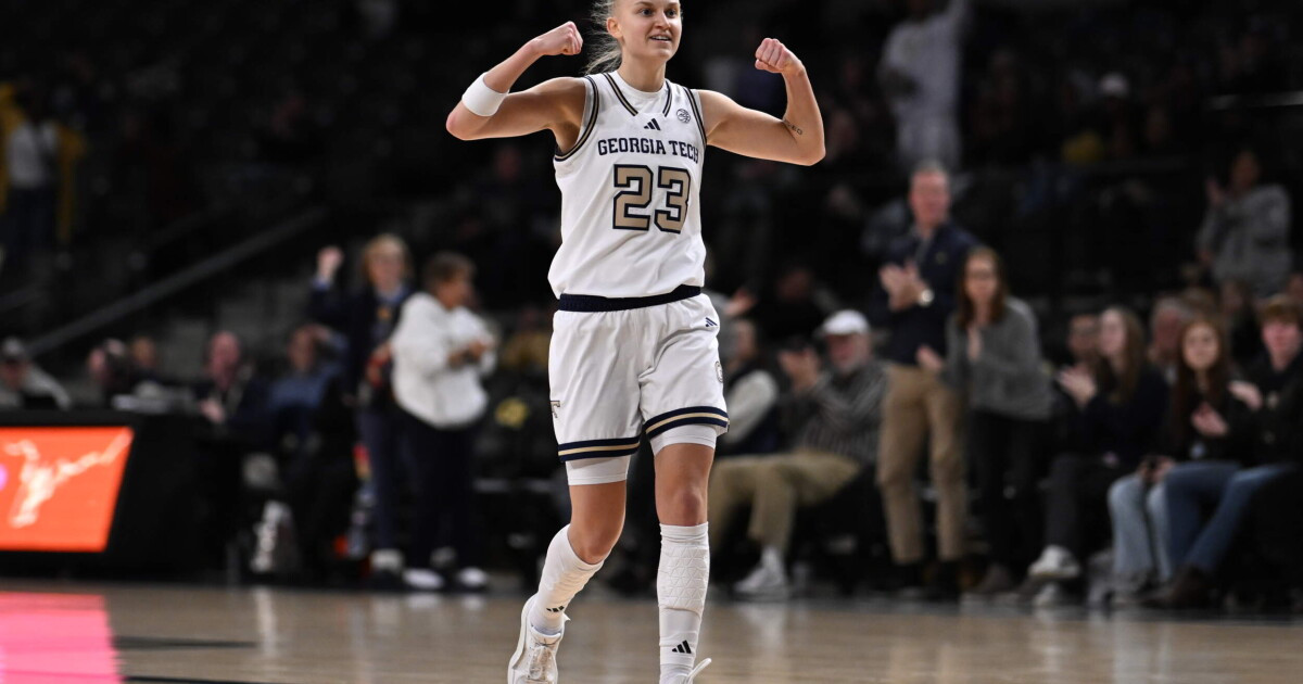 Women’s Basketball Travels to Miami on Sunday