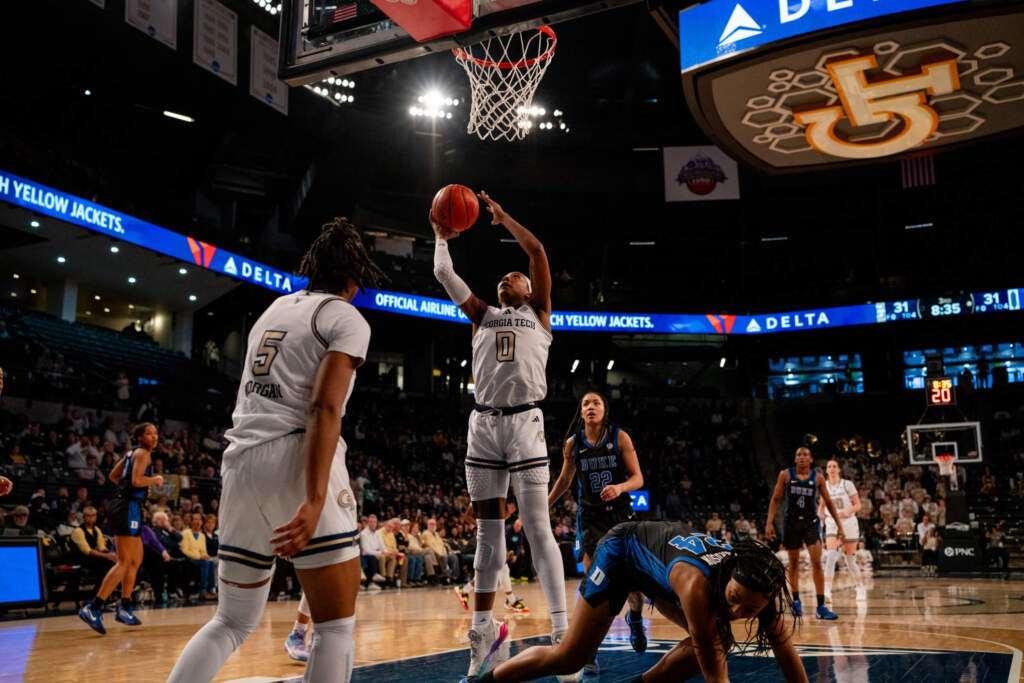 Women's Basketball- Zoe Smith