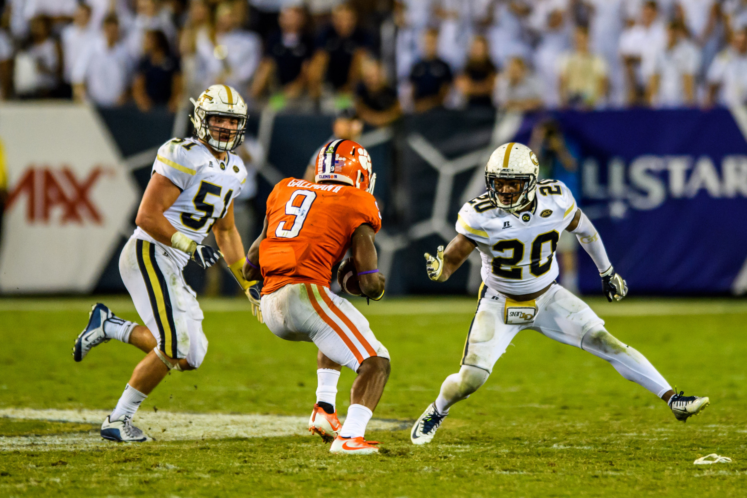 Lawrence Austin (20), Brant Mitchell (51)