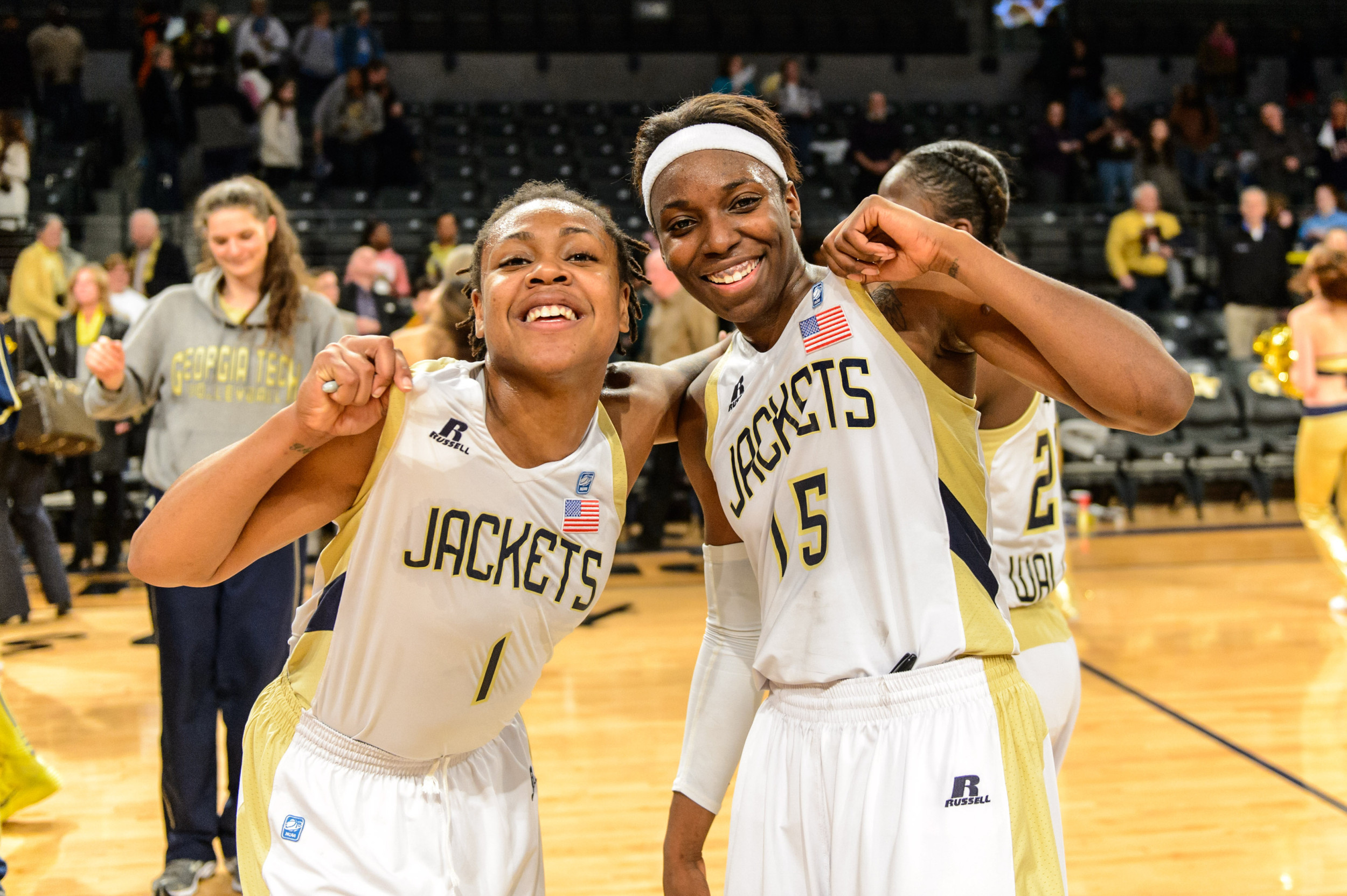 Tyaunna Marshall (15), Dawnn Maye (1)