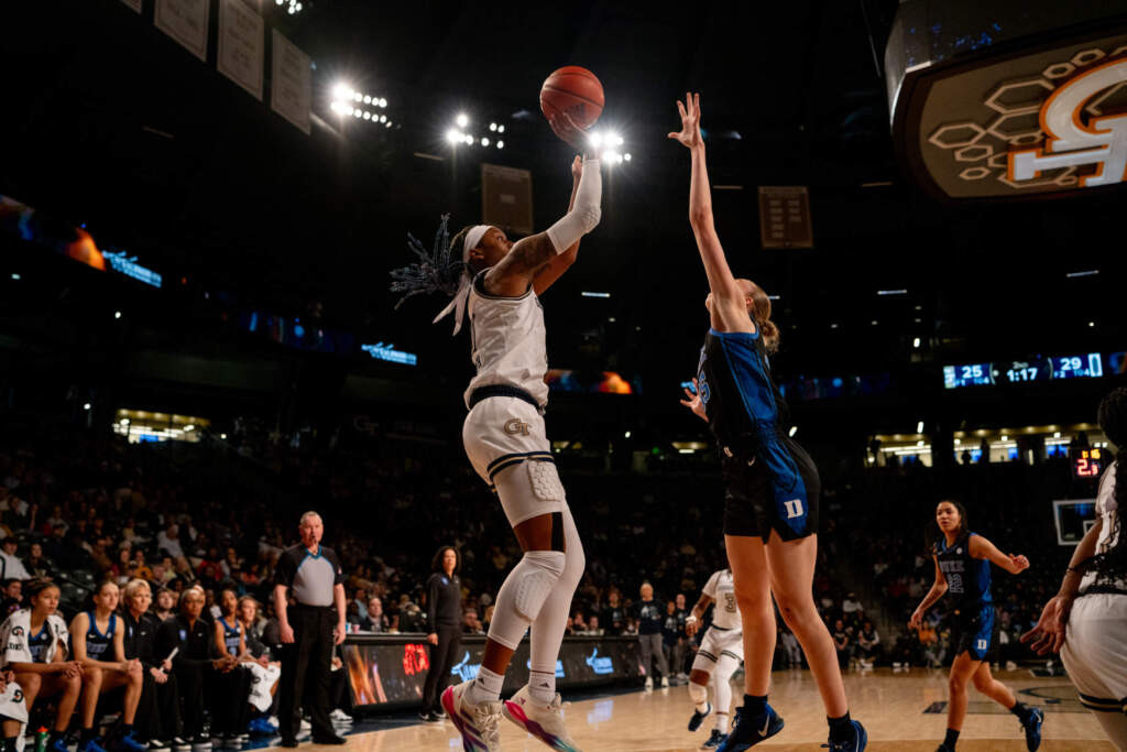 Women's Basketball- Zoe Smith